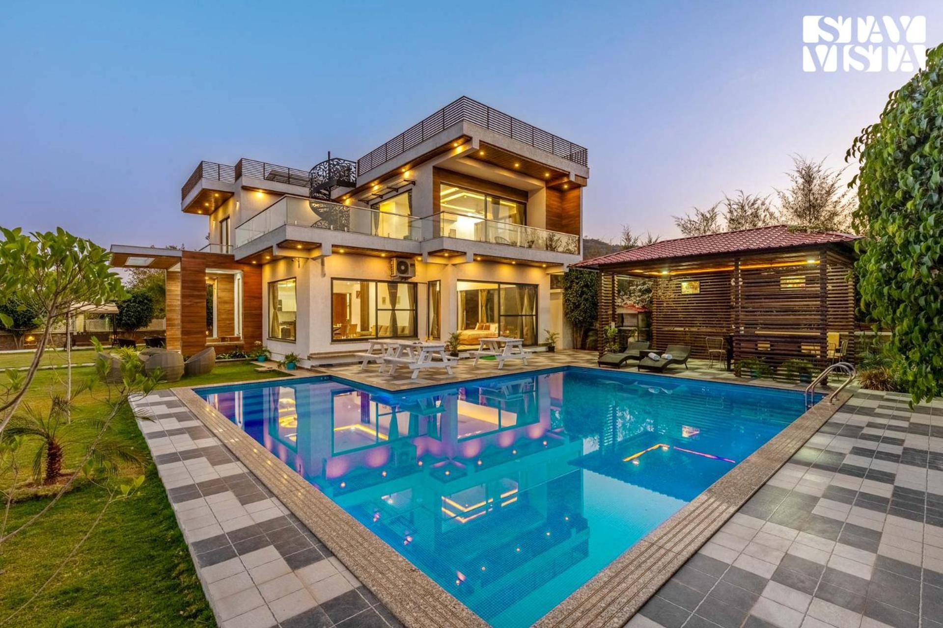 Stayvista'S Bella Dream - Mountain-View With Outdoor Pool, Lawn Featuring A Gazebo & Indoor Games Удайпур Екстер'єр фото