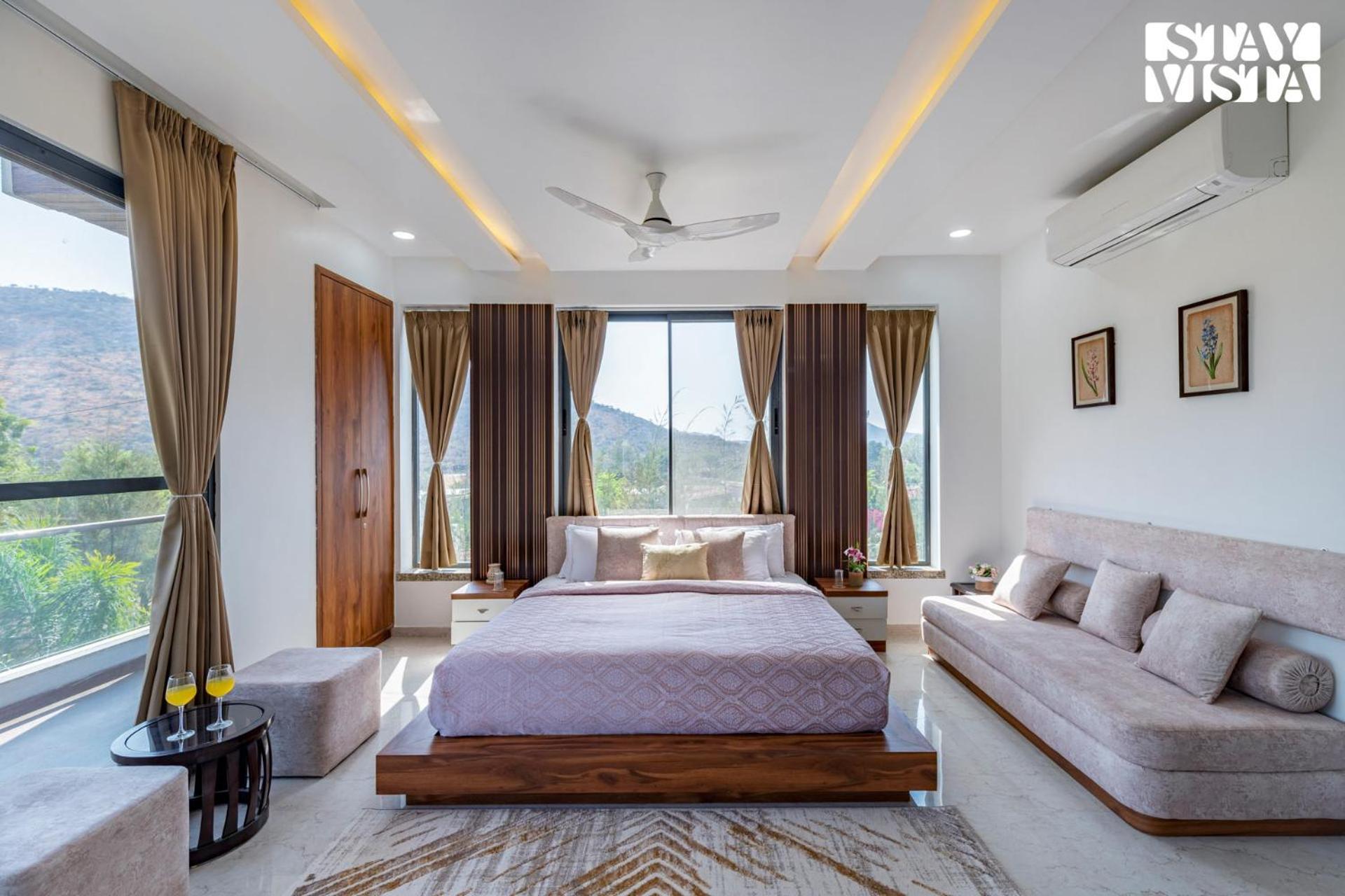 Stayvista'S Bella Dream - Mountain-View With Outdoor Pool, Lawn Featuring A Gazebo & Indoor Games Удайпур Екстер'єр фото